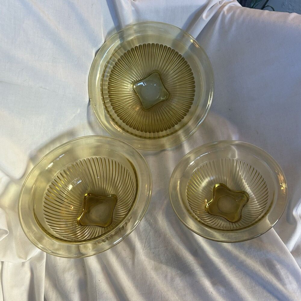 Vintage Federal Glass Amber Depression Ribbed Mixing Bowl Set 3 Nesting 1930s